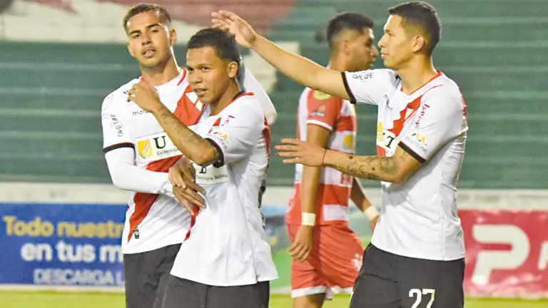 El Millonario alteño celebra una conquista en un duelo pasado. / APG