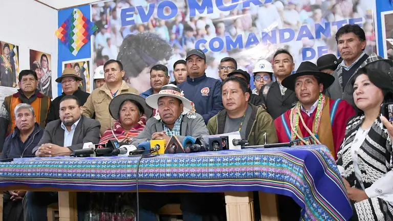 El evismo busca acercamientos con otros partidos para participar de las elecciones presidenciales con el expresidente Evo Morales como candidato./ APG