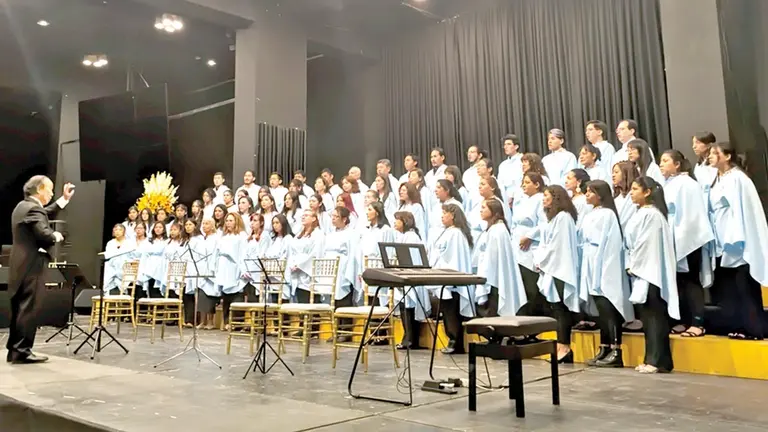 Concierto del Coro Municipal Cochabamba en 2024./ CORTES&Iacute;A