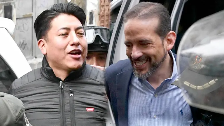 El gobernador de Santa Cruz, Luis Fernando Camacho (d) y el expresidente del Comit&eacute; C&iacute;vico Potosinista, Marco Antonio Pumari (i) ingresan al Tribunal de Justicia de La Paz./ APG