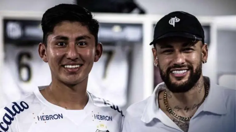 Miguel Terceros junto a Neymar en el Santos. RRSS MIGUEL TERCEROS.