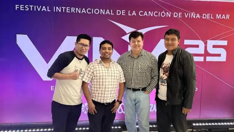 El grupo folcl&oacute;rico boliviano Tupay en el Festival de Vi&ntilde;a del Mar 2025. RRSS, TUPAY BO