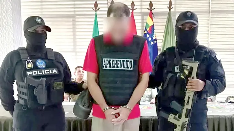 Damián Reifenstuel, aprehendido en Bolivia por un crimen cometido en Argentina./ POLICÍA BOLIVIANA