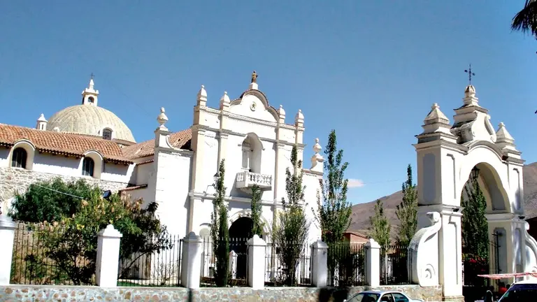 Santuario &lsquo;La Bella Arani&rsquo;./ CORTES&Iacute;A