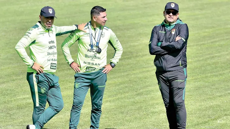 &Oacute;scar Villegas con la Selecci&oacute;n./ APG