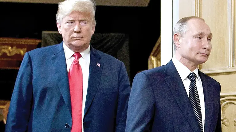Donald Trump y Vladimir Putin tuvieron una llamada./ BLOOMBERG
