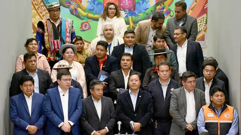 El Consejo Nacional de Autonomías, presidido por el presidente Luis Arce./ APG