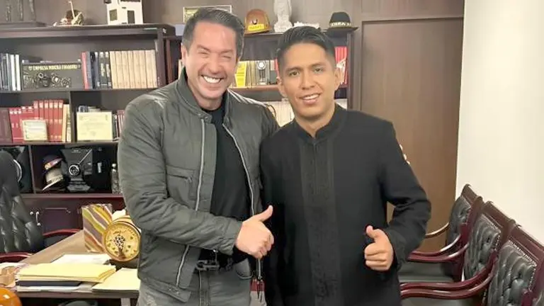 Mario Cronenbold impulsa la candidatura de Andrónico Rodríguez./ OXIGENO.BO
