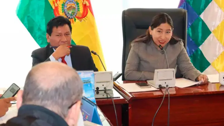 Sesi&oacute;n de la Comisi&oacute;n de Constituci&oacute;n, Legislaci&oacute;n y Sistema Electoral. PD