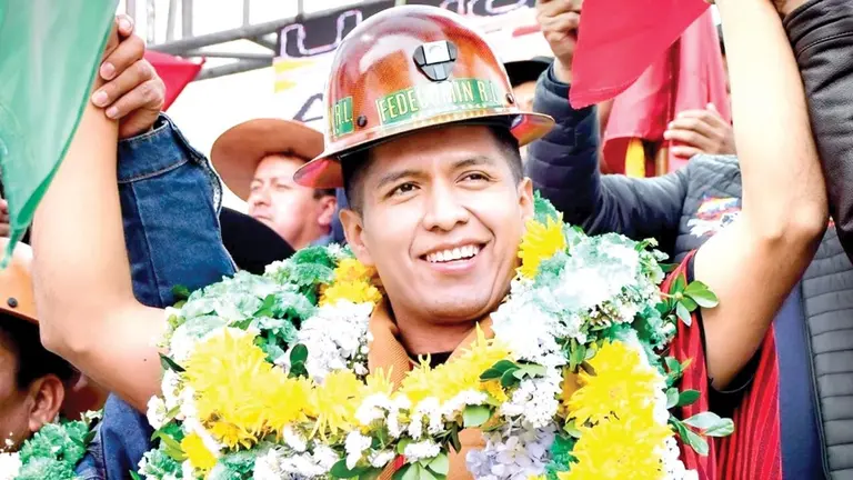 Andrónico Rodríguez, en campaña rumbo a los comicios de agosto. / FACEBOOK ANDRÓNICO RODRÍGUEZ