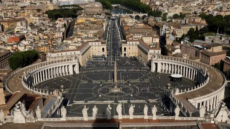 As&iacute; se organiza el Vaticano para su ceremonia clave. REUTERS/Remo Casilli