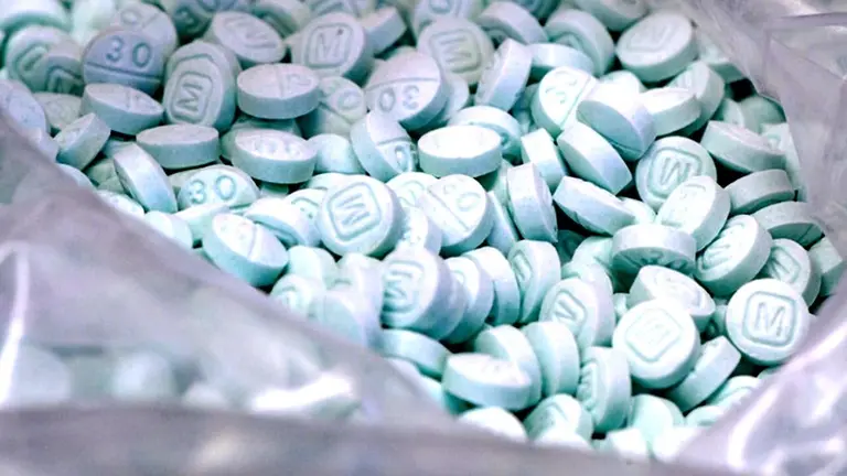 Parte de las pastillas de fentanilo decomisadas en un operativo en Estados Unidos./DEA
