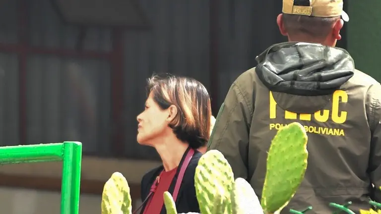 La jueza Lilian Moreno, acusada de beneficiar a Evo Morales, fue trasladada a Palmasola. APG
