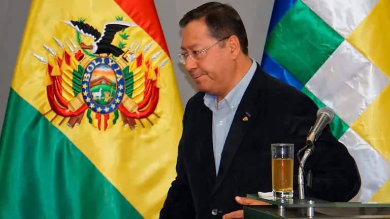 El expresidente Luis Arce, en conferencia de prensa. APG