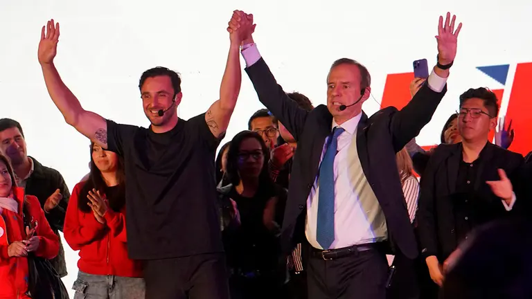 Jorge Tuto Quiroga (d) y Juan Pablo Velasco, en la presentaci&oacute;n de su binomio. APG