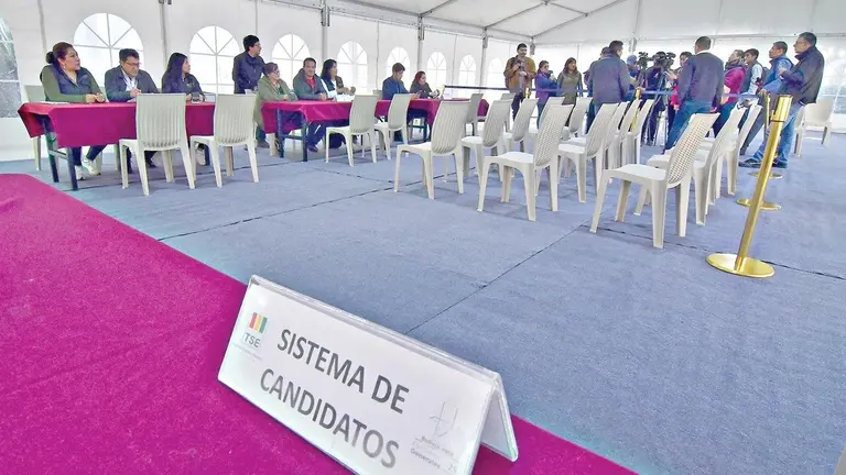 El área de inscripción de candidaturas ante el Tribunal Supremo Electoral (TSE), en La Paz. / APG