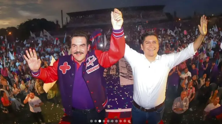Manfred Reyes Villa junto a Juan Carlos Medrano, en febrero de este 2025. INSTAGRAM MANFRED_OFICIAL
