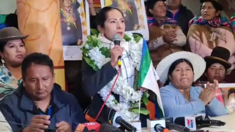La exministra Wilma Alanoca, candidata a la Vicepresidencia por Evo Pueblo. CAPTURA DE PANTALLA