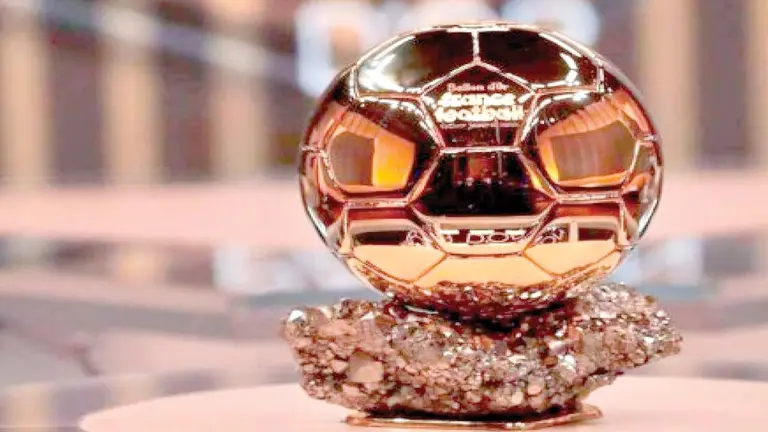 Premio Bal&oacute;n de Oro./ REVISTA ESTRATEGIA Y NEGOCIOS