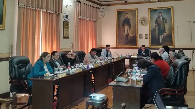 Los concejales durante una sesi&oacute;n, este 28 de mayo. MELISSA REVOLLO