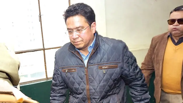 César Siles, el exministro de Justicia, llega a una audiencia./ APG