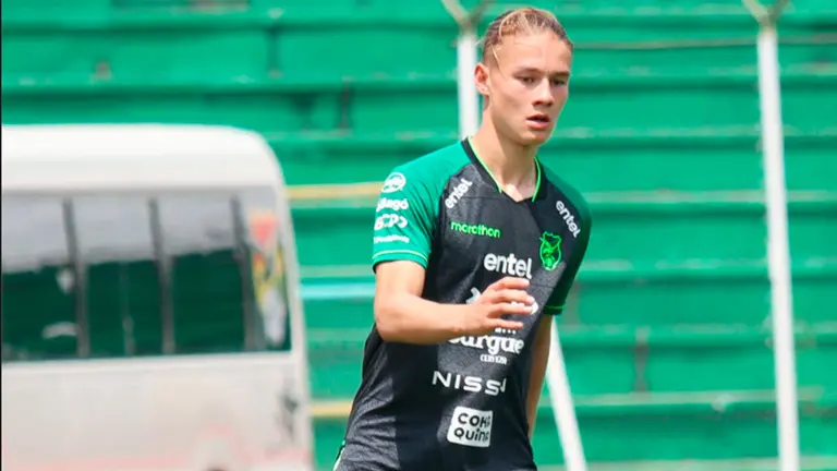 Lucas Macazaga, jugador de la selecci&oacute;n nacional