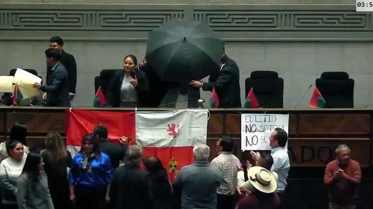 Una sesi&oacute;n bochornosa de la Asamblea Legislativa Plurinacional. URGENTE.BO