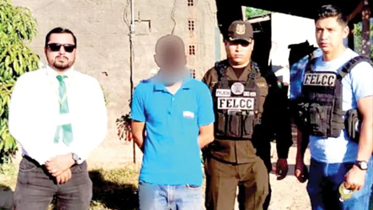 Eduardo E.G., detenido por abuso sexual y pornograf&iacute;a./ FISCAL&Iacute;A