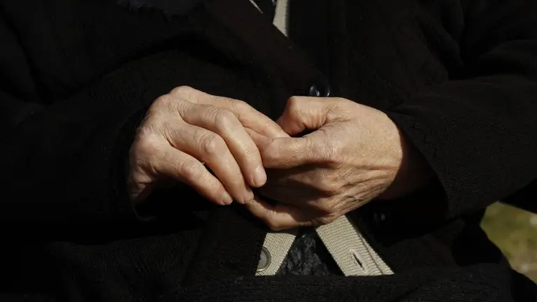 Fotograf&iacute;a ilustrativa de una adulta mayor. PEXELS