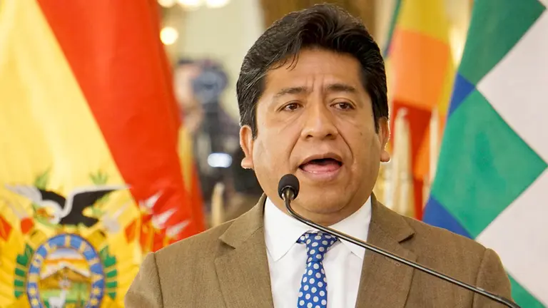 El viceministro de Relaciones Exteriores, Elmer Catarina, en conferencia de prensa./ APG