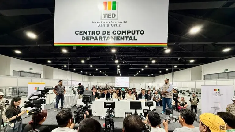 Centro de C&oacute;mputo Departamental de Santa Cruz. TED SANTA CRUZ