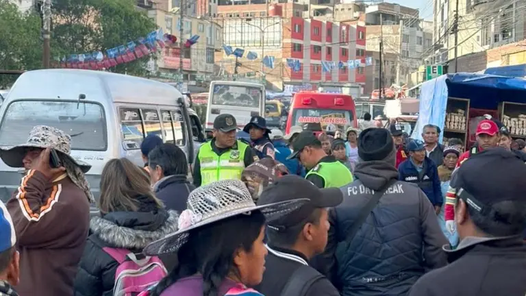 Mujer muere atropellada en la avenida República, en Cochabamba./ CORTESÍA