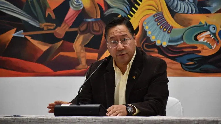 El presidente Luis Arce, en conferencia desde Casa Grande del Pueblo. APG