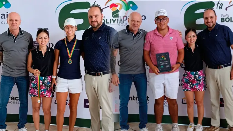 Los ganadores de la categor&iacute;a juvenil. FBG