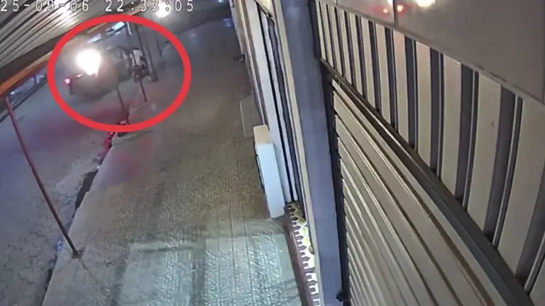 C&aacute;maras de vigilancia captan el momento del hecho. RRSS