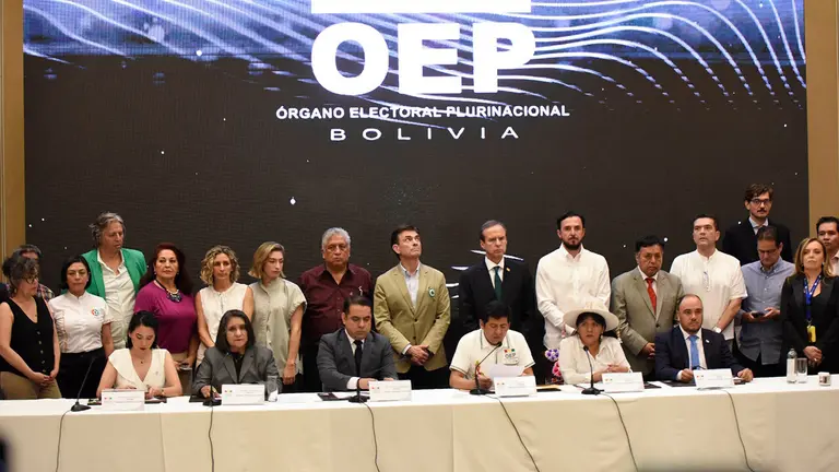 Fotograf&iacute;a tras el Encuentro, realizado en Santa Cruz. APG