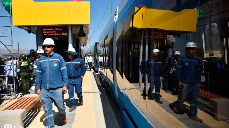 Inauguraci&oacute;n de la l&iacute;nea Amarilla del Tren Metropolitano. NO&Eacute; PORTUGAL