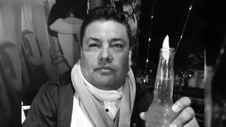 Ernesto &Aacute;lvarez Arraya, reconocido cantante del grupo Erupci&oacute;n, quien  fallecido. RRSS