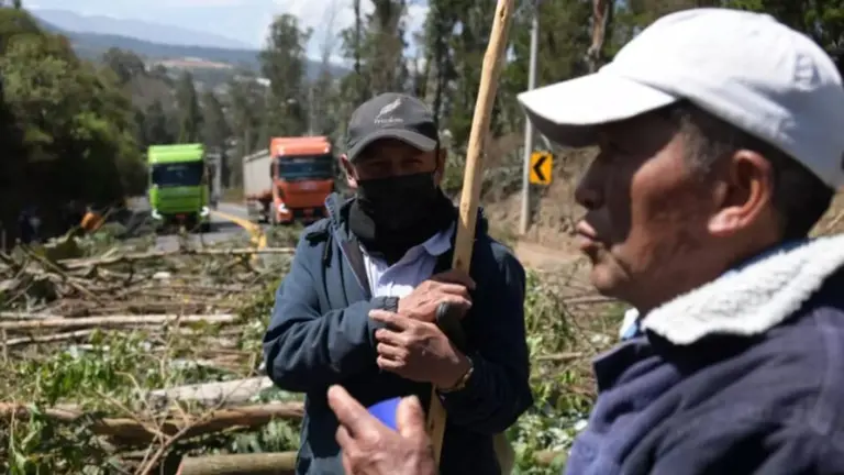 Protestas ind&iacute;genas tras el incremento del 56% en el precio del di&eacute;sel. CAPTURA DE PANTALLA