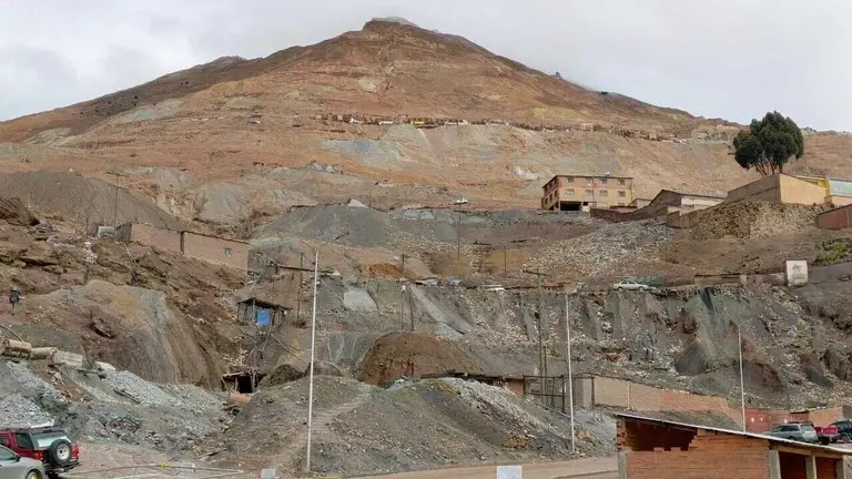 El Cerro Rico de Potosí./ URGENTE.BO