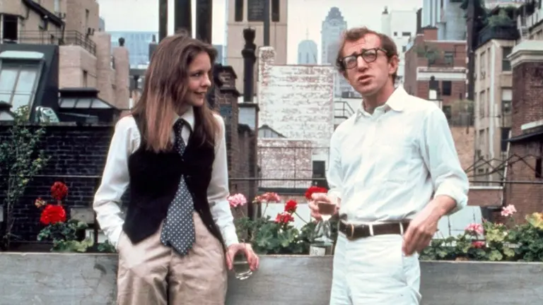 Woody Allen y Diane Keaton en la famosa "Annie Hall". HOLLYWOOD LA