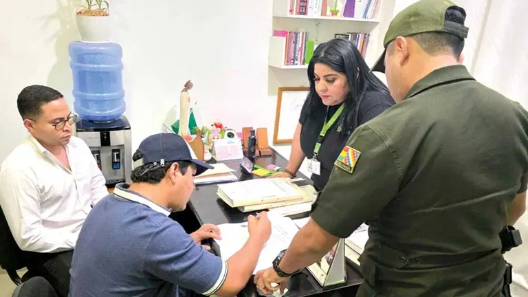 Luis Marcelo Arce Mosqueira en las oficinas de la Fiscalía de Santa Cruz./ FGE