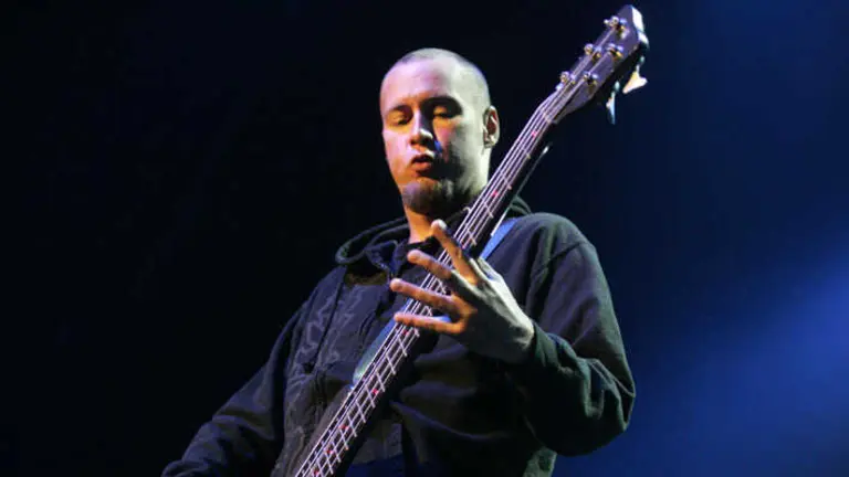 El bajista Sam Rivers fue uno de los fundadores de Limp Bizkit. EMOL