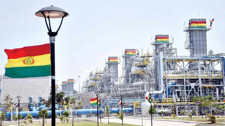 Una planta de energ&iacute;as hidrocarbur&iacute;feras./ MINISTERIO DE HIDROCARBUROS Y ENERG&Iacute;AS