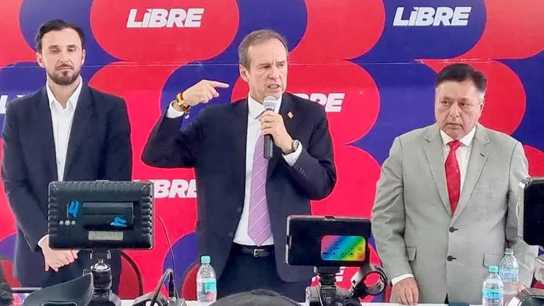 Jorge &ldquo;Tuto&rdquo; Quiroga y JP Velasco se reunieron con legisladores electos./ ERBOL.
