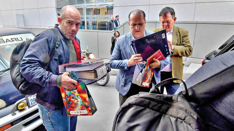 El equipo de transici&oacute;n que trabaja para el cambio de gobierno./ APG