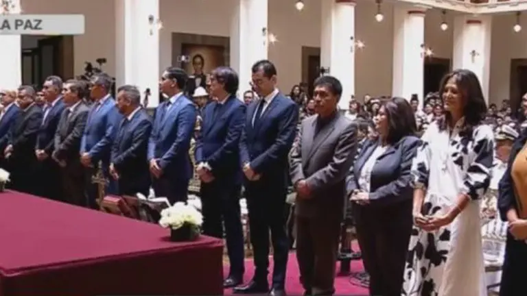Posesi&oacute;n de nuevo gabinete. CAPTURA BTV
