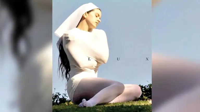 Portada del &aacute;lbum &ldquo;Lux&rdquo;, de Rosal&iacute;a./ COLUMBIA P.