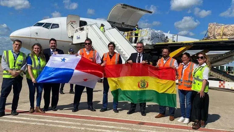 El primer vuelo de carga de Copa Airlines arrib&oacute; de Panam&aacute; al Aeropuerto Internacional de Viru Viru, en Santa Cruz. ABI