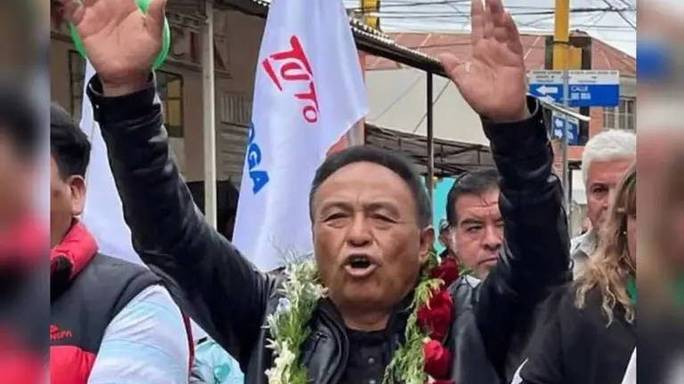 Juan Flores, candidato a la Gobernaci&oacute;n de Cochabamba por LIBRE. LIBRE